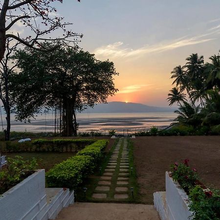 Saffronstays Little Paradise, Murud Eksteriør billede