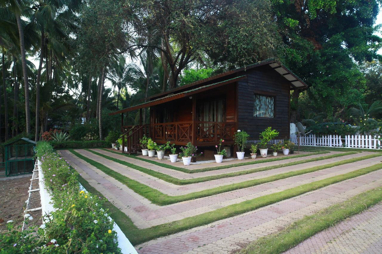 Saffronstays Little Paradise, Murud Eksteriør billede
